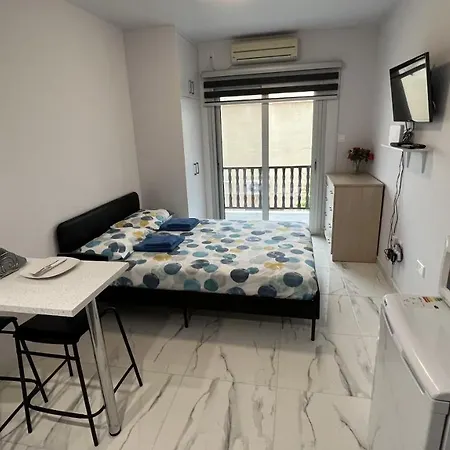 Elena Court Apartament Ajia Napa